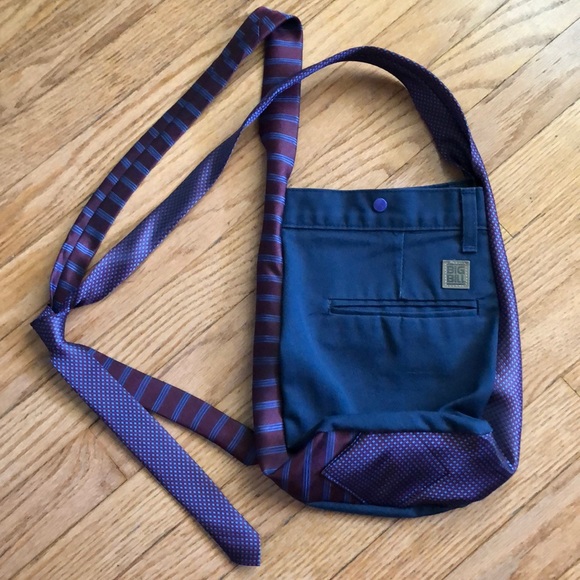 Upcycled pouch - Picture 5 of 8